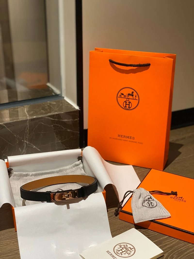 Hermès belt