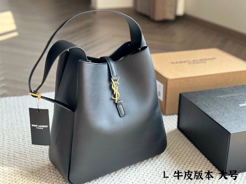 YSLysl Rose Hobo