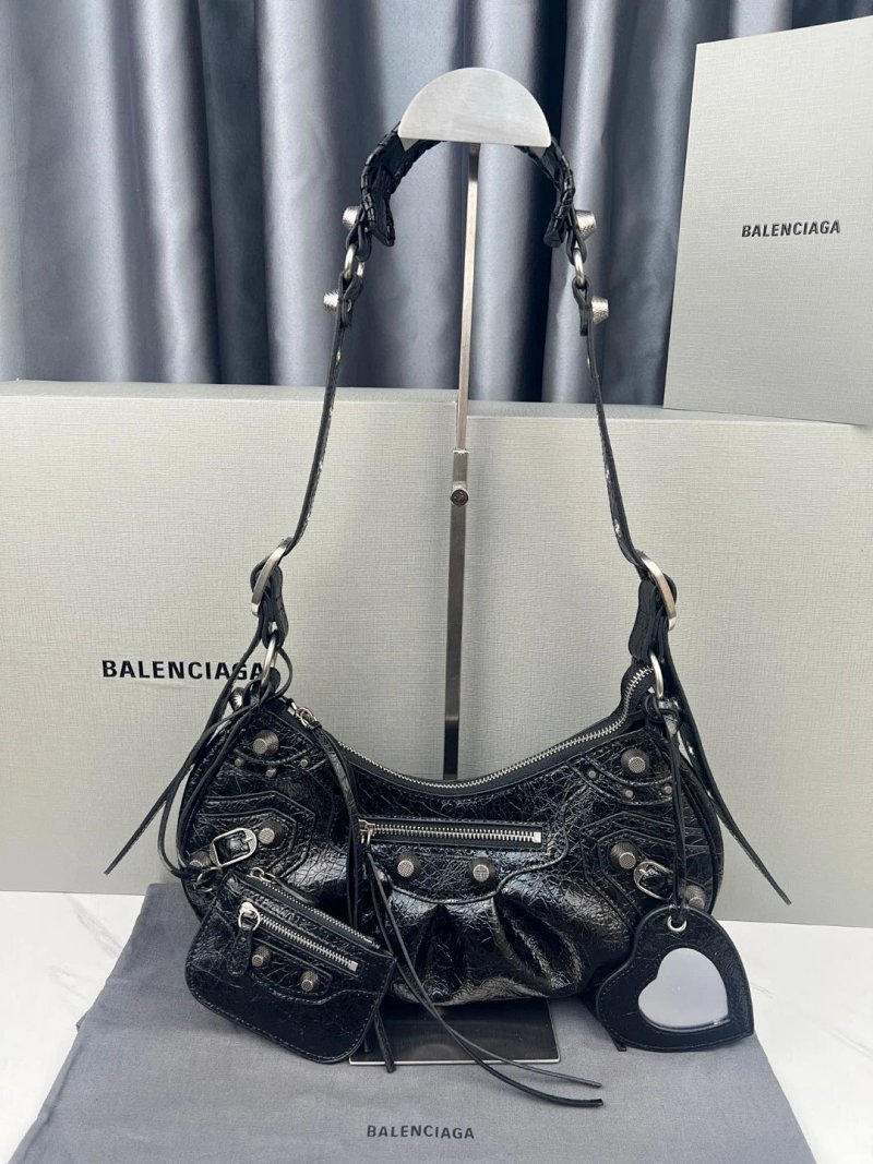 Balenciaga Le Cagole