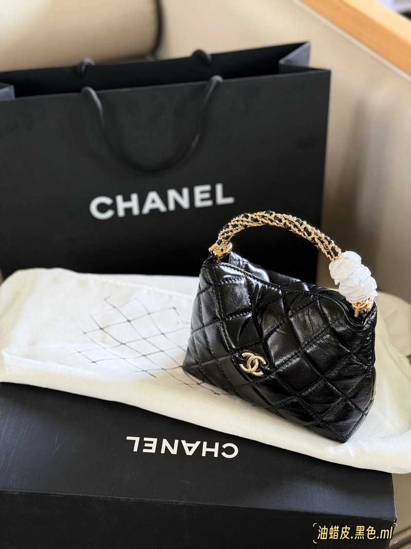Chanel messenger bag