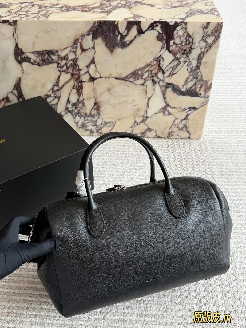 Bag from Apple