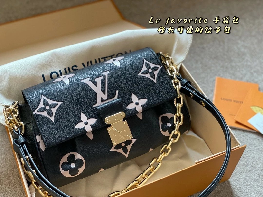 Louis Vuitton Favorite Empreinte