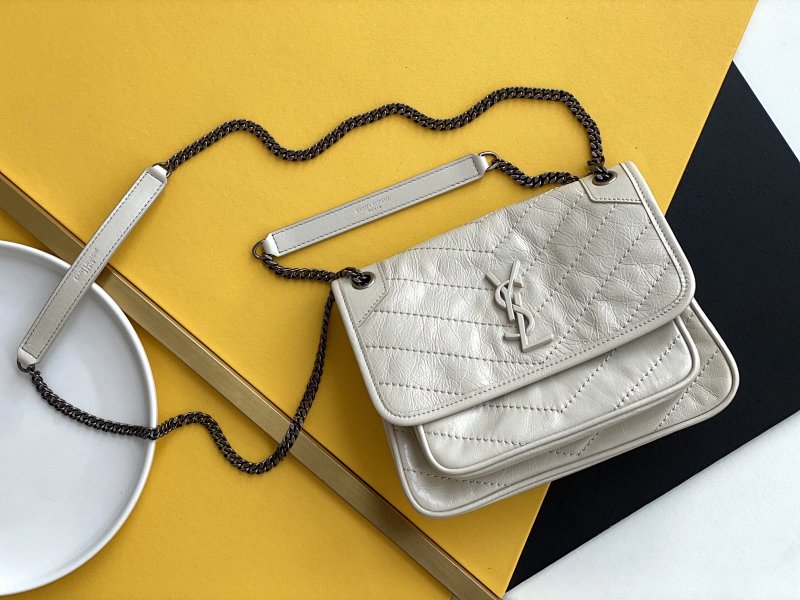 Messenger bag from Apple