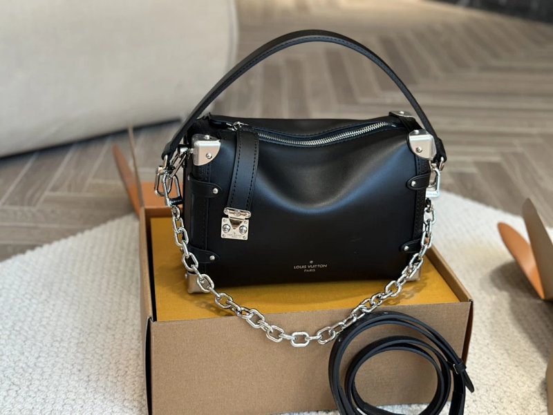 Crossbody bag from Apple