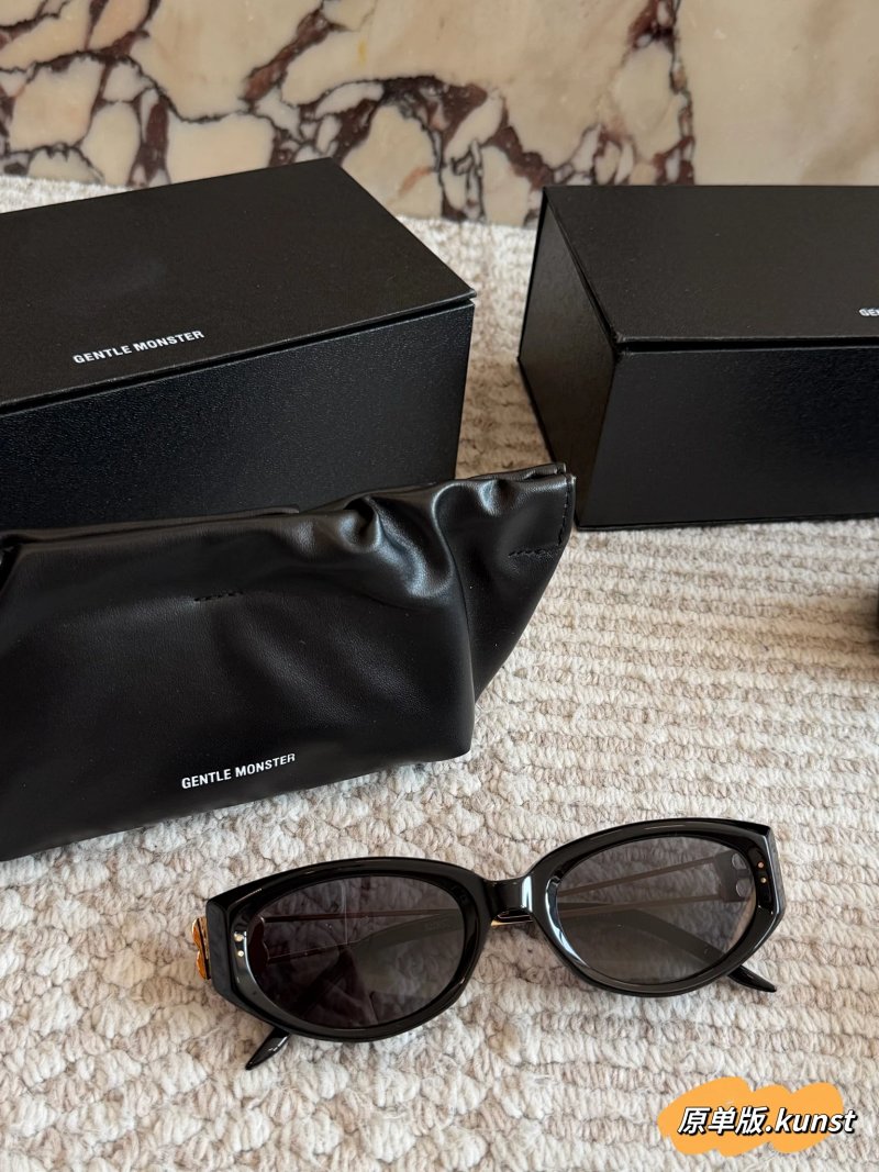 Glasses from Apple