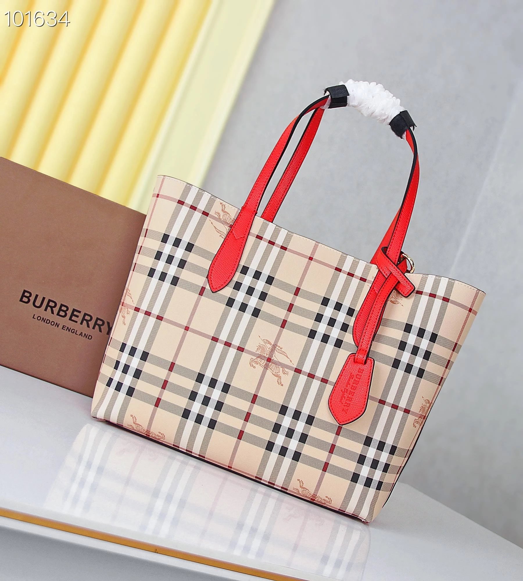 【Original Grade】 Spot High Version B Women's Bags War Horse Check Tote Bag Reversible Shopping Bag Shoulder Bag Tote Bag