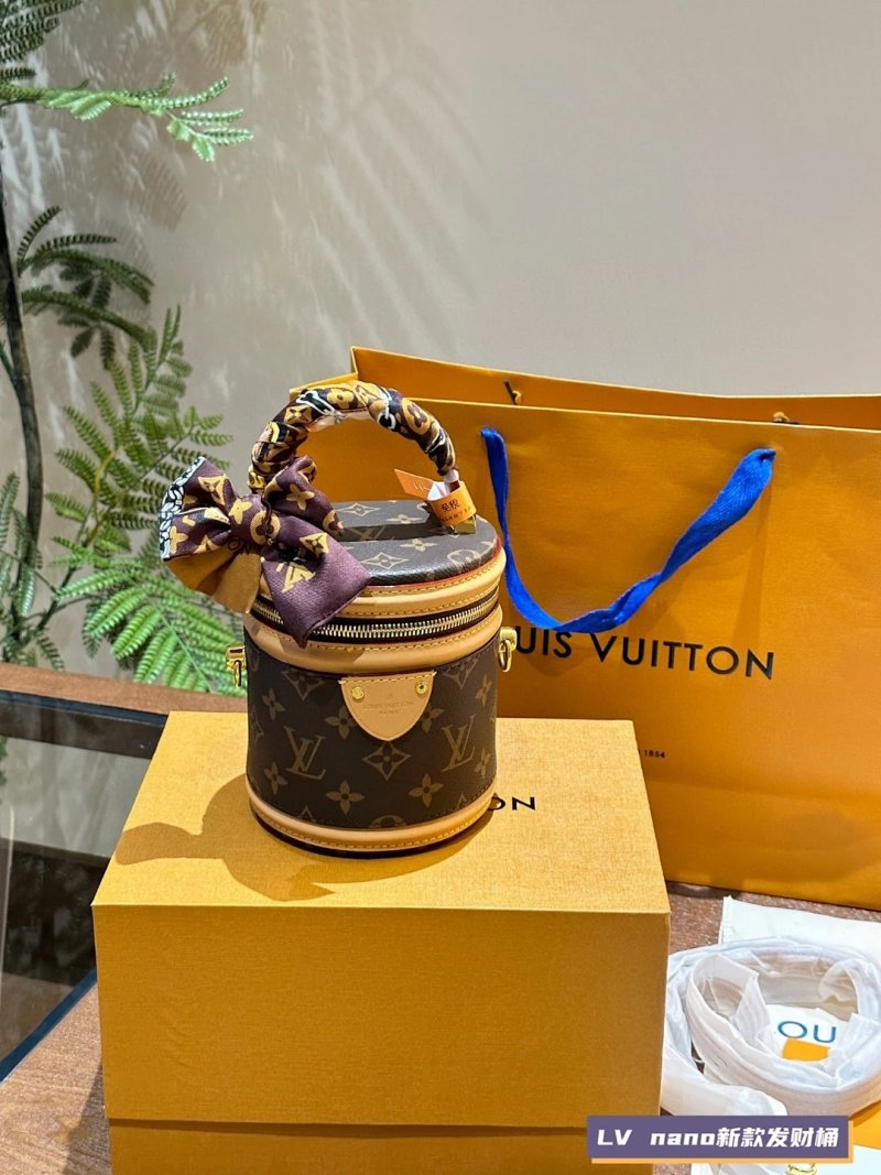 Crossbody bag from Apple