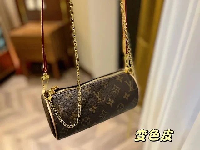 Shoulder bag from Apple