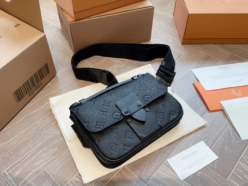 Crossbody bag from Apple