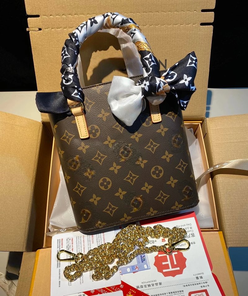 Tote bag from Apple