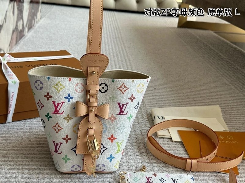 Louis Vuitton crossbody bag