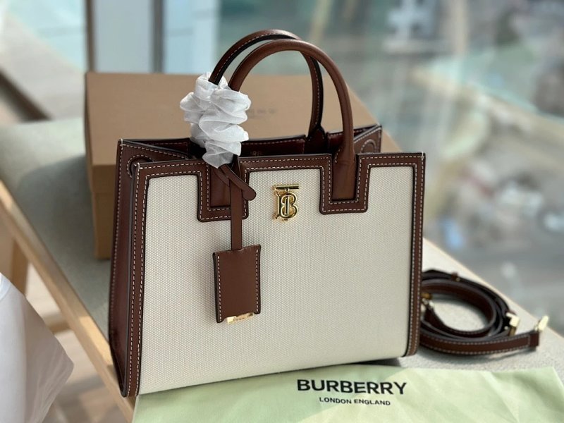 Tote bag from Apple