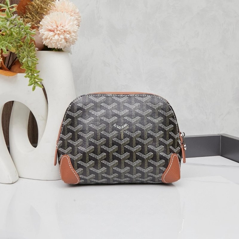 Gucci clutch