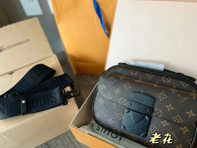 Camera bag from Apple