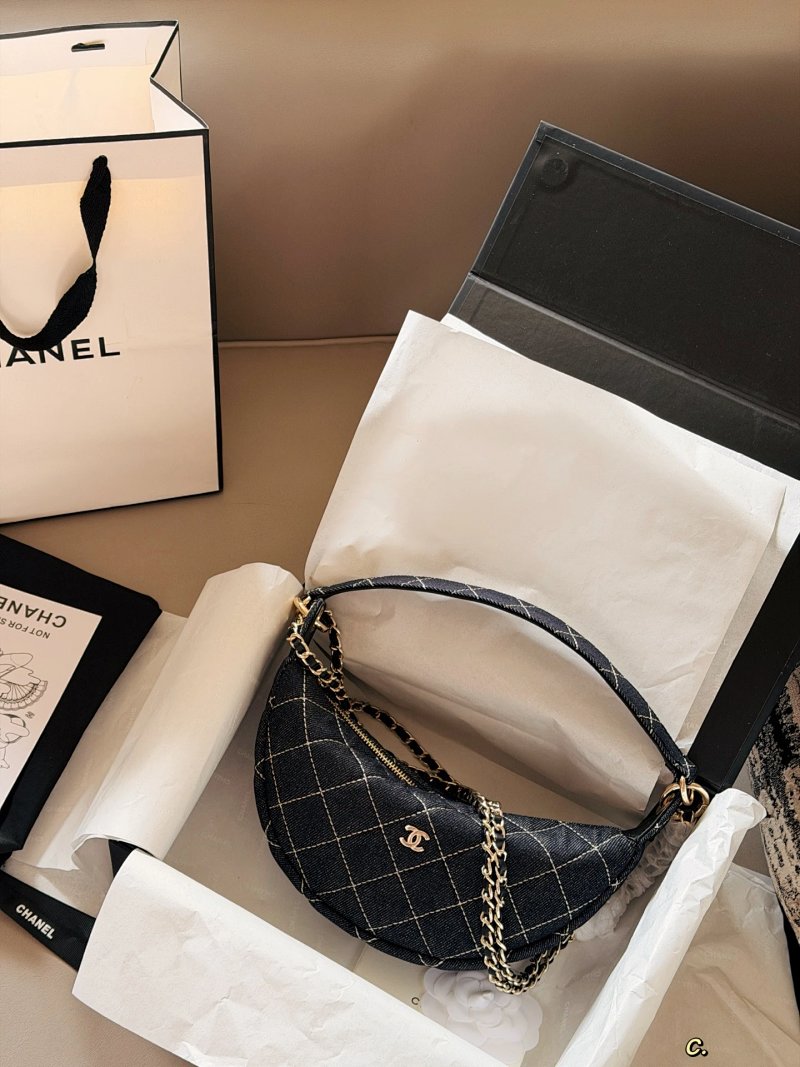 Chanel shoulder bag