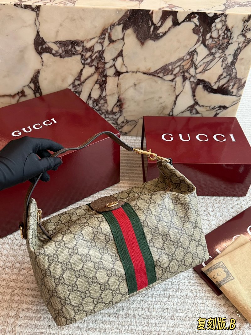 Gucci crossbody bag