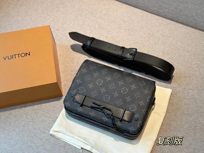 Messenger bag from Apple