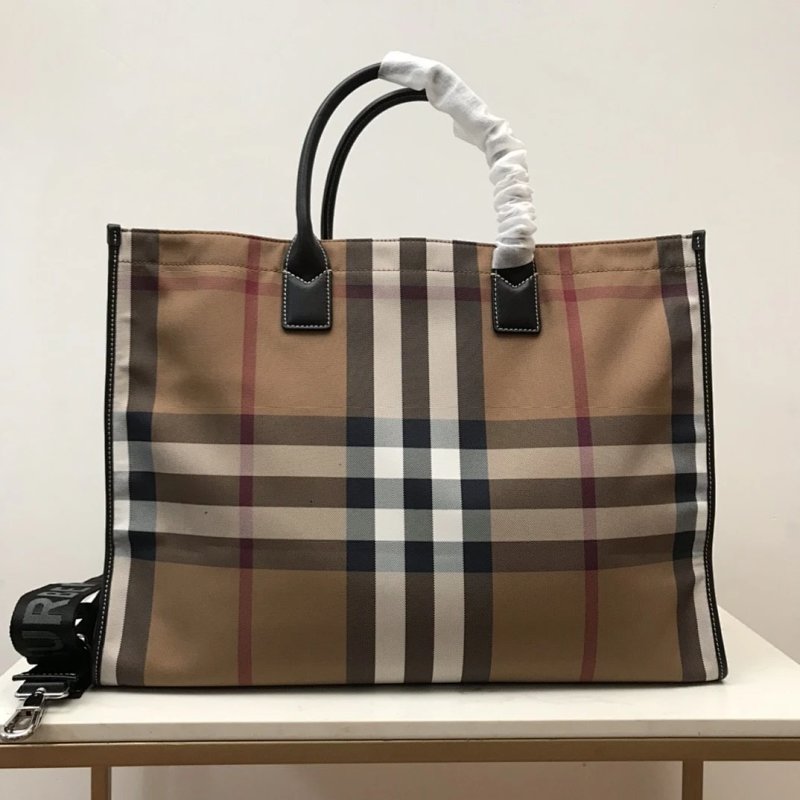 Tote bag from Apple