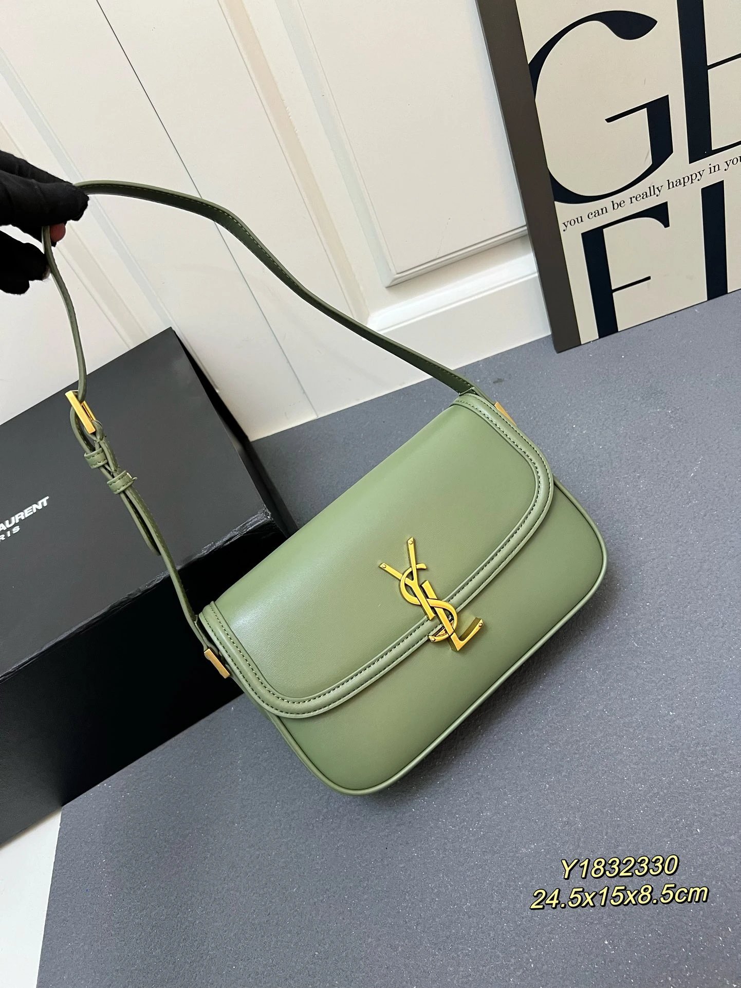 Saint Laurent original plain cowhide armpit bag YSL flip cover women's bag single shoulder crossbody leather bag women Y1832330 size: 25x15x9cm A-198